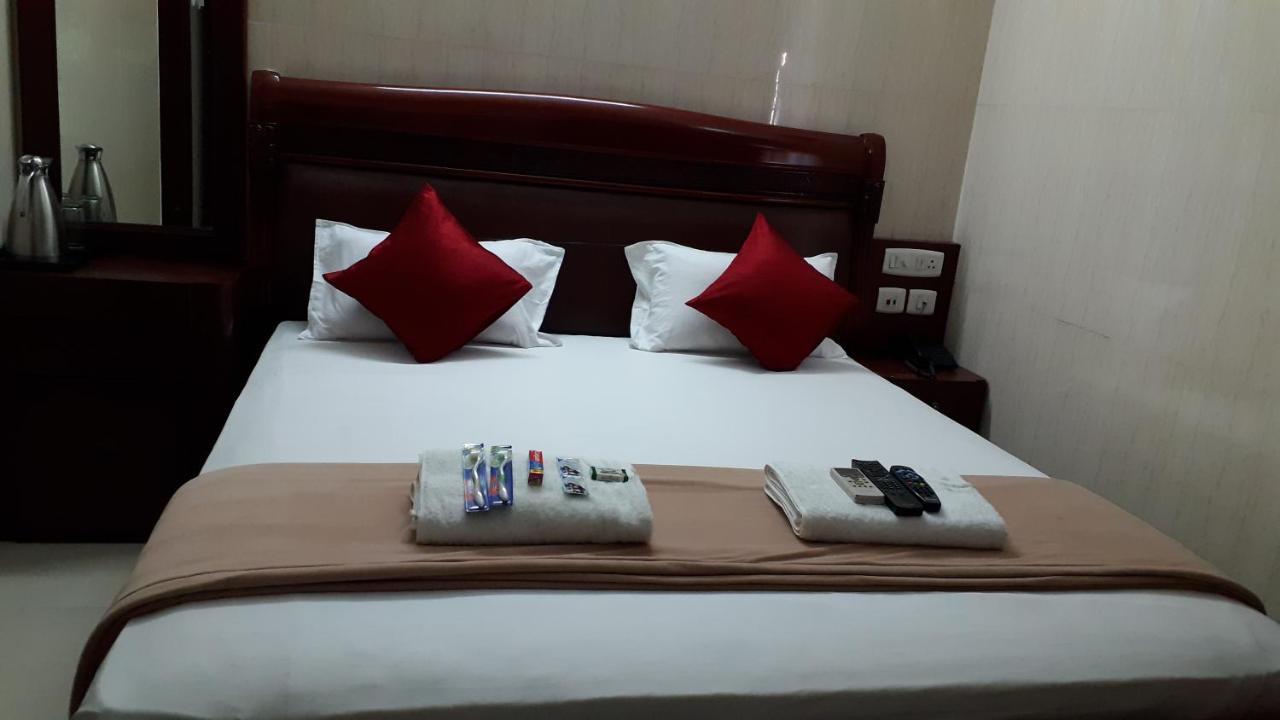 Grand View Residency Chennai Hotel Buitenkant foto