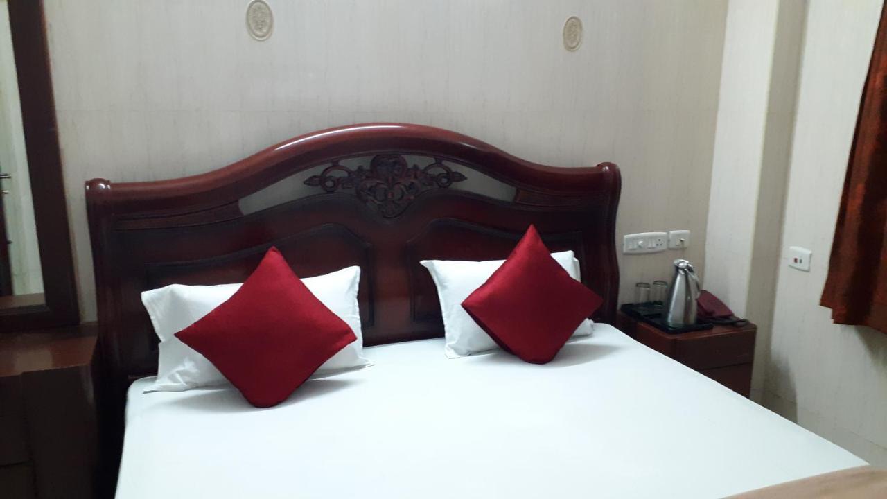 Grand View Residency Chennai Hotel Buitenkant foto