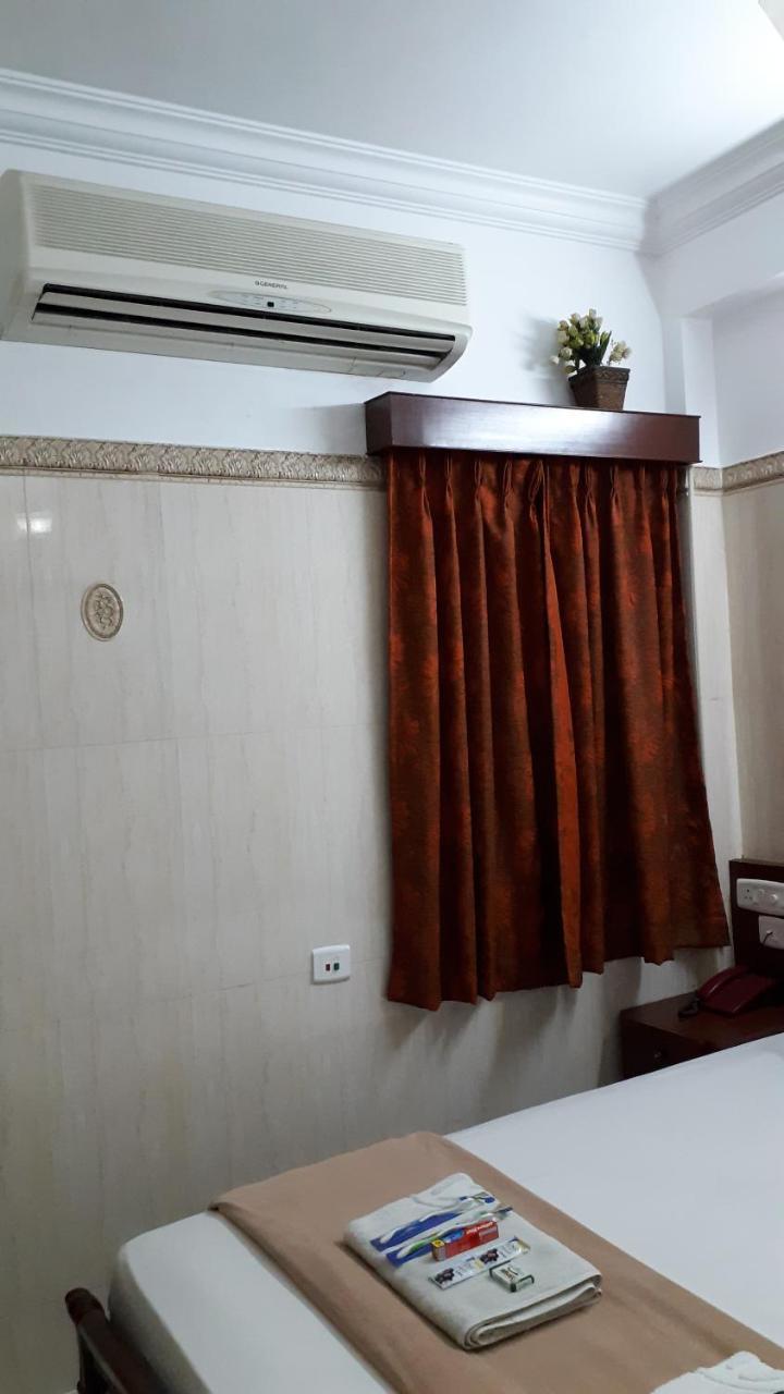 Grand View Residency Chennai Hotel Buitenkant foto