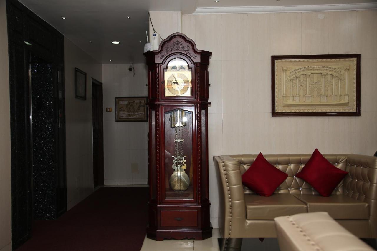 Grand View Residency Chennai Hotel Buitenkant foto